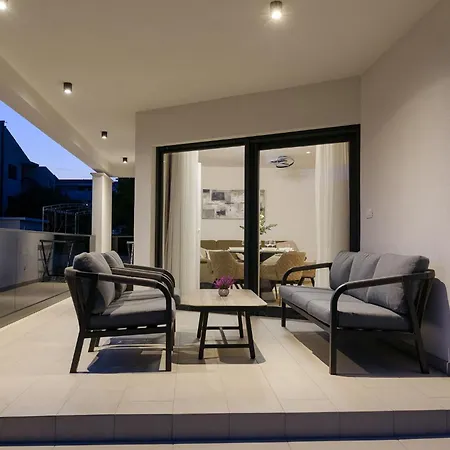 Sajn With Private Pool * Seget Vranjica